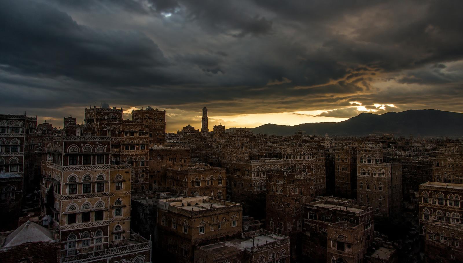 الجيش اليمني يعلن اشتباكات مع مليشيا الحوثي جنوب غرب تعز